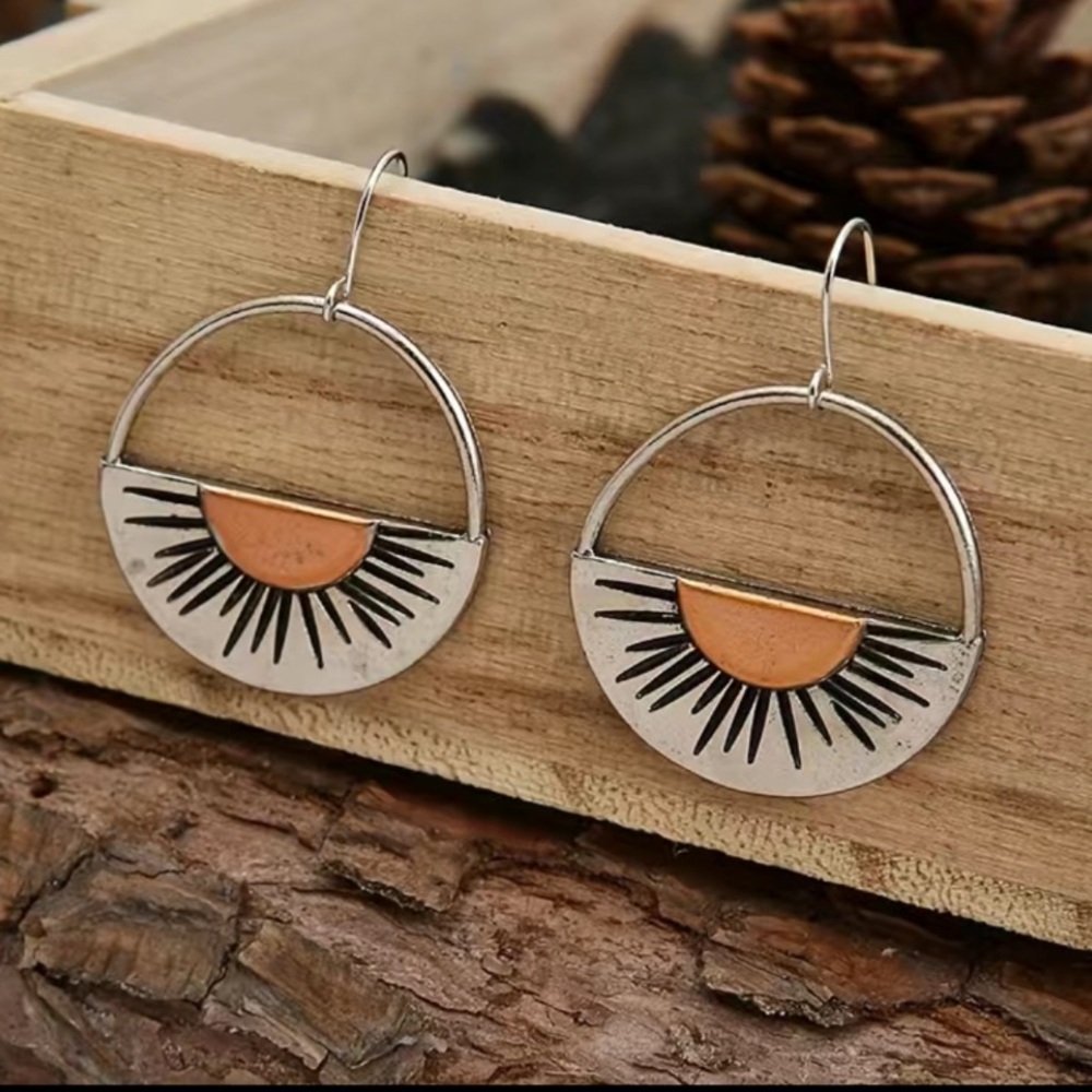 NEW• Artisan Handcrafted Silver & Copper Sunburst Hoop Earrings